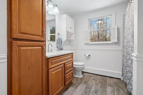 9 Blossom Road Windham NH 03087