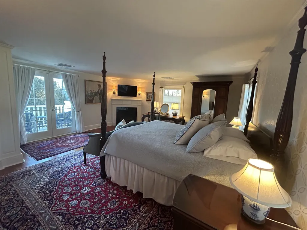 180 High Street Exeter NH 03833