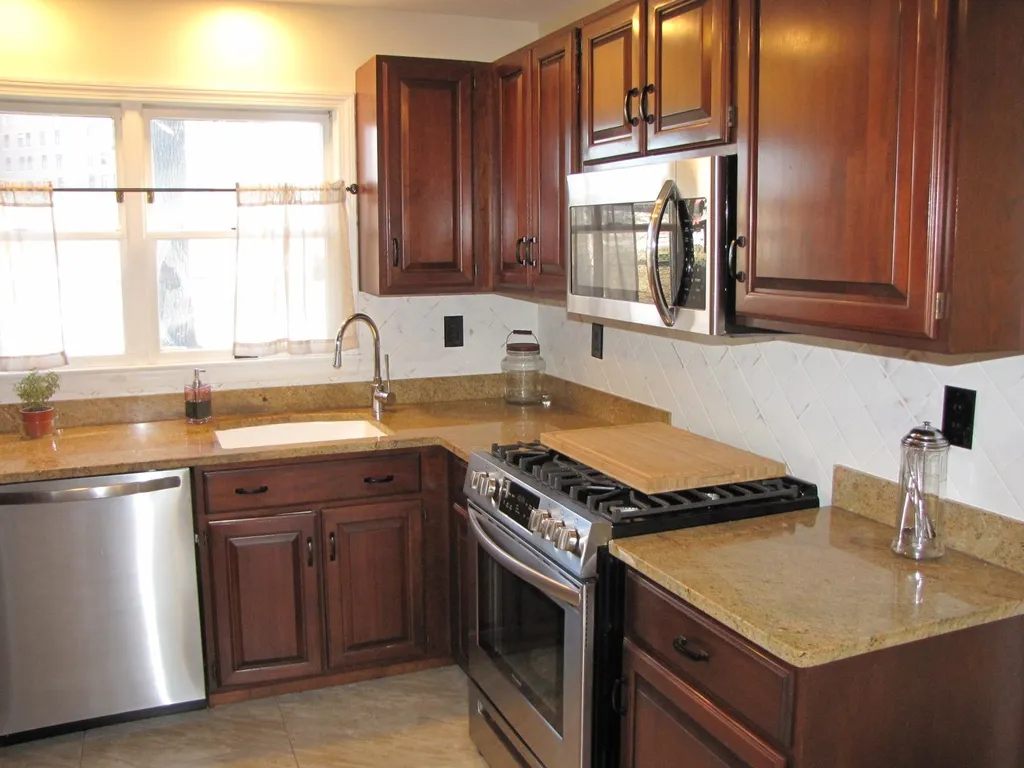 155 Hillhaven Road Manchester NH 03104