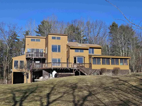 178 Forest Avenue Swanzey NH 03446