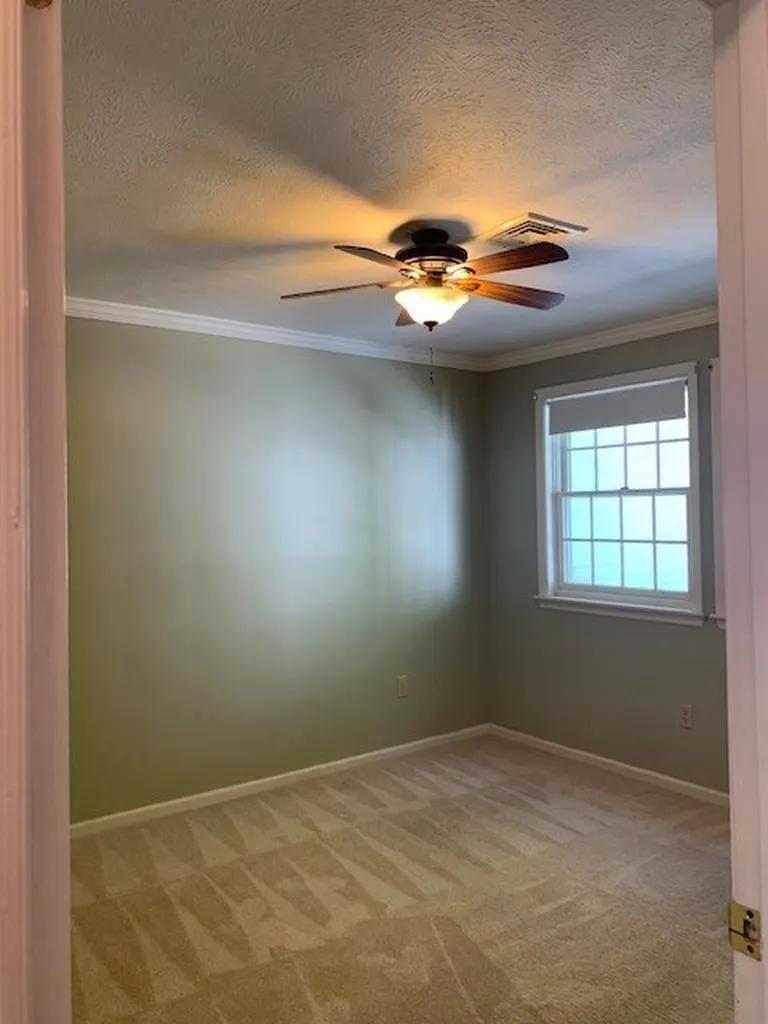 47 Windsor Court Keene NH 03431