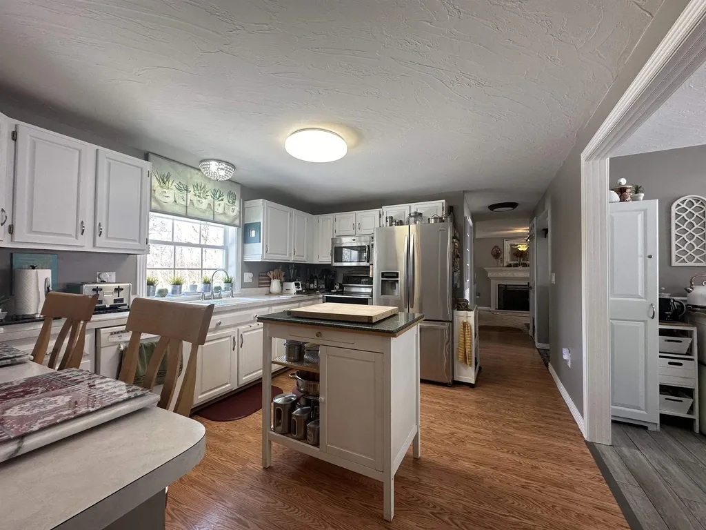 73 Mountain View Drive New Ipswich NH 03071