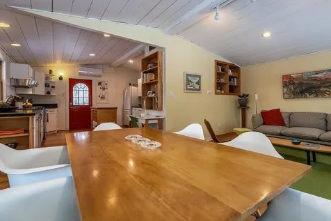 868 Magic Circle Londonderry VT 05148