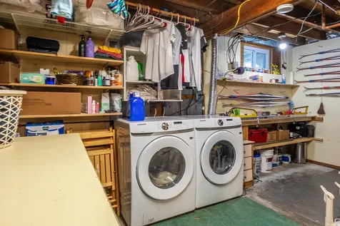 868 Magic Circle Londonderry VT 05148