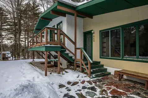 868 Magic Circle Londonderry VT 05148