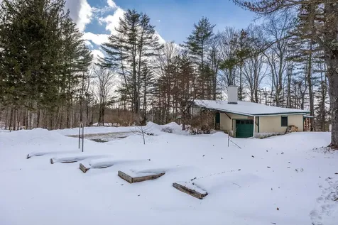 868 Magic Circle Londonderry VT 05148