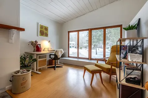 868 Magic Circle Londonderry VT 05148