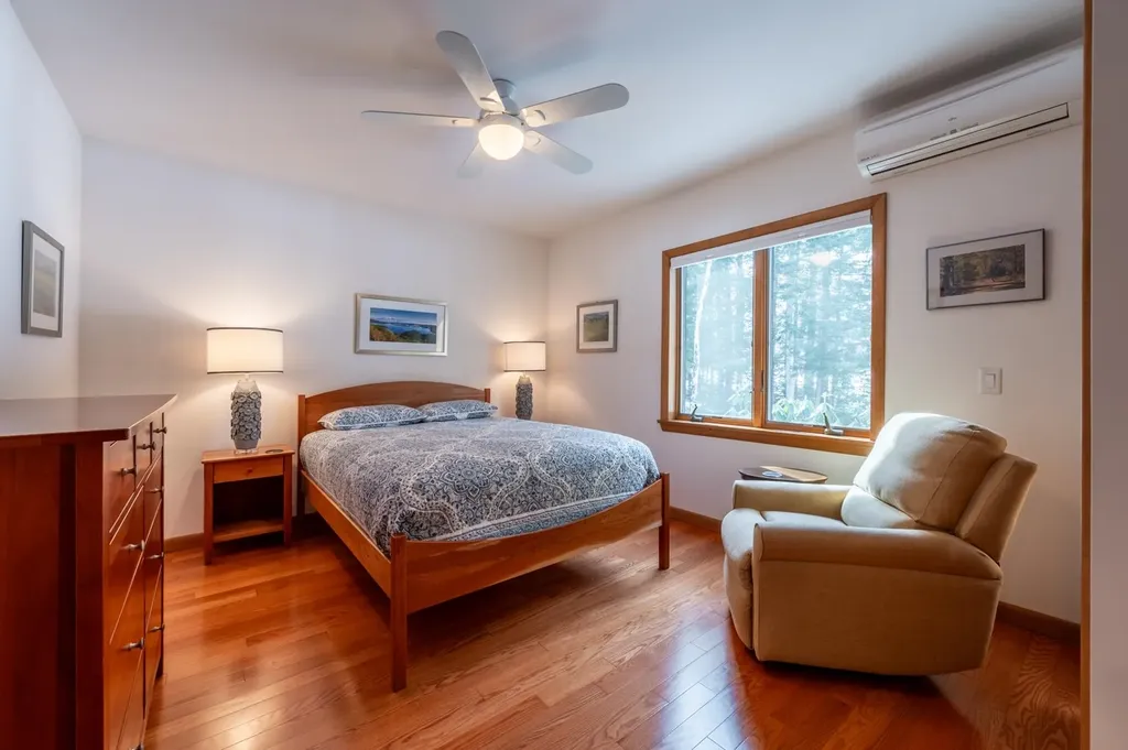 73 Greensward Drive Grantham NH 03753