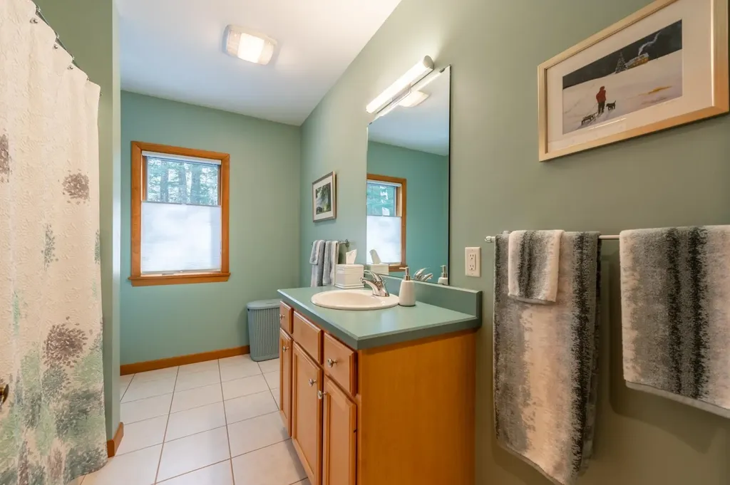 73 Greensward Drive Grantham NH 03753