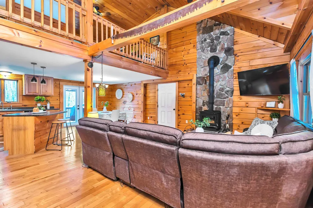 63 Jewett Road Dunbarton NH 03046