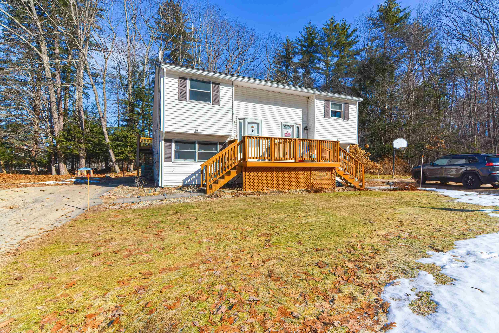 17a Bennington Circle Goffstown NH 03045