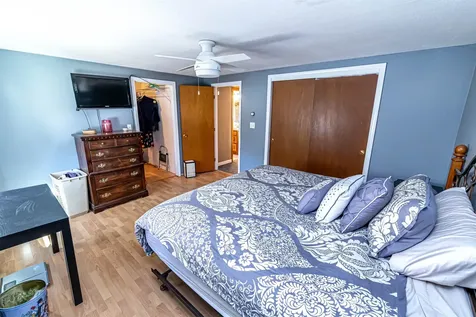 9 Vassar Drive Pelham NH 03076