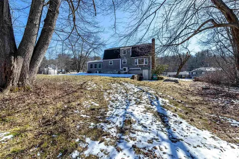9 Vassar Drive Pelham NH 03076