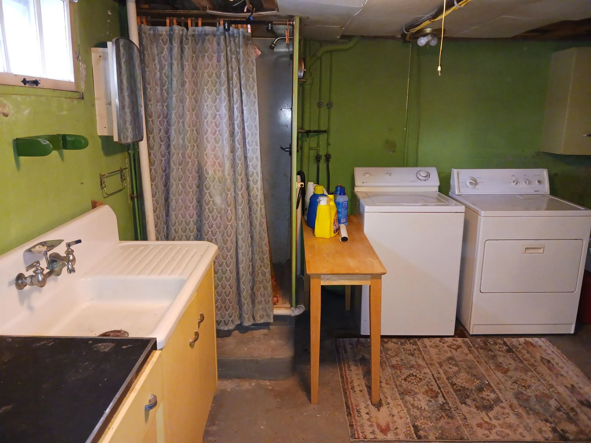 171 Maple Avenue Claremont NH 03743