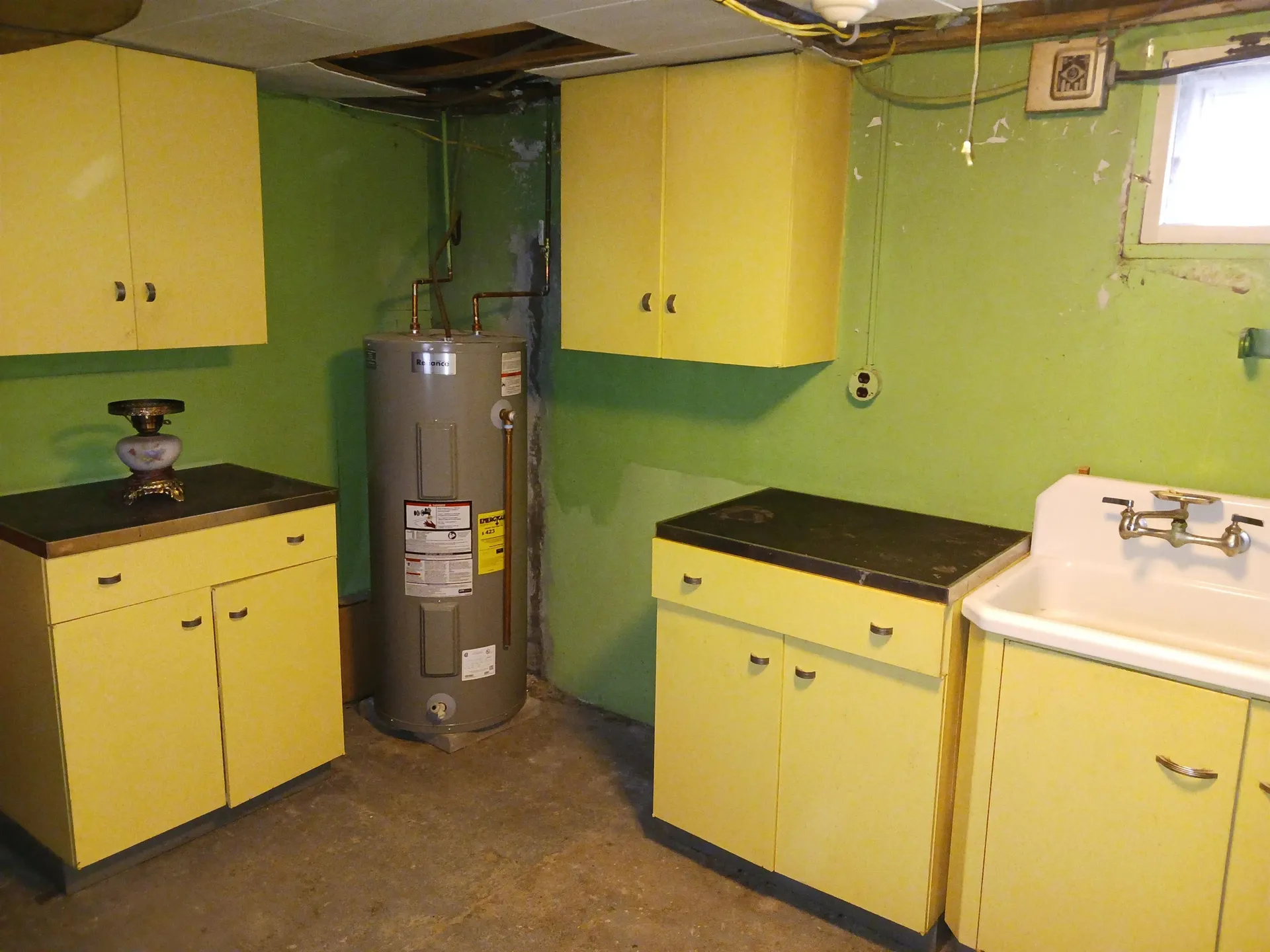 171 Maple Avenue Claremont NH 03743