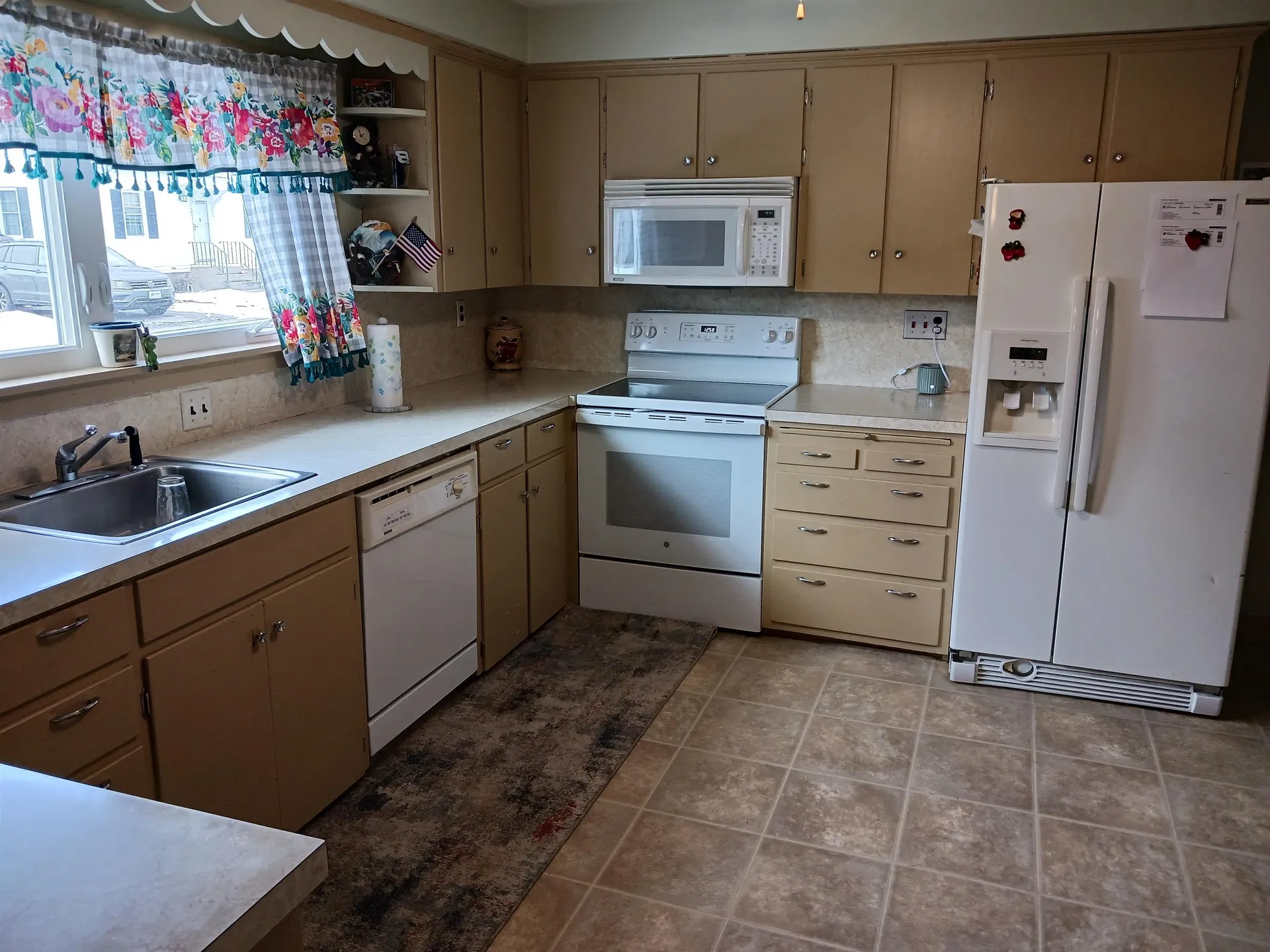 171 Maple Avenue Claremont NH 03743