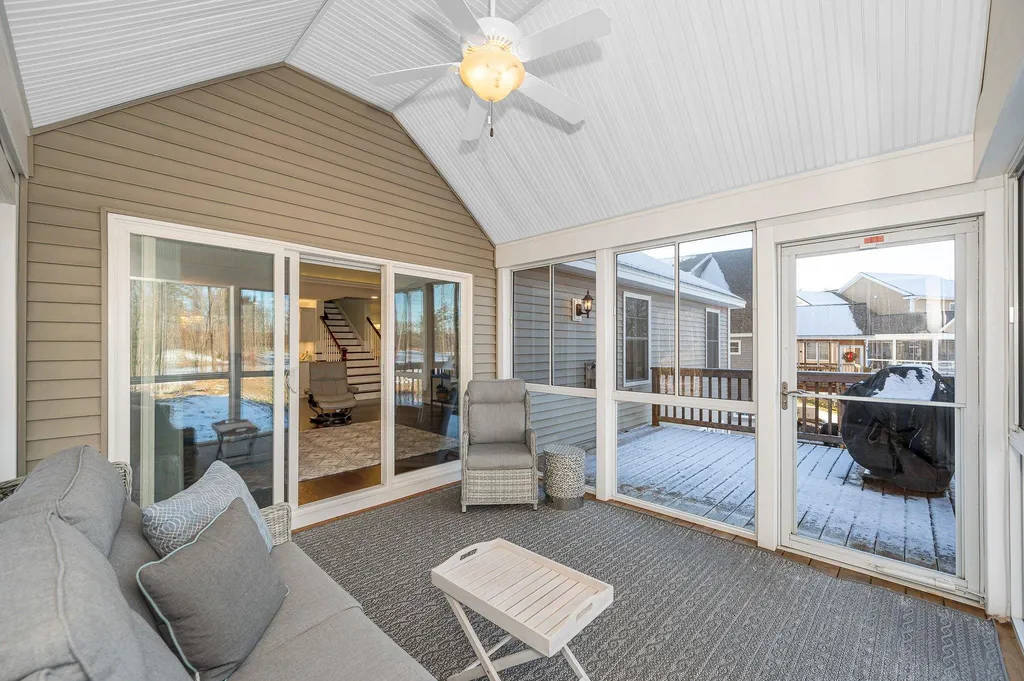25 Renaissance Circle Salem NH 03079