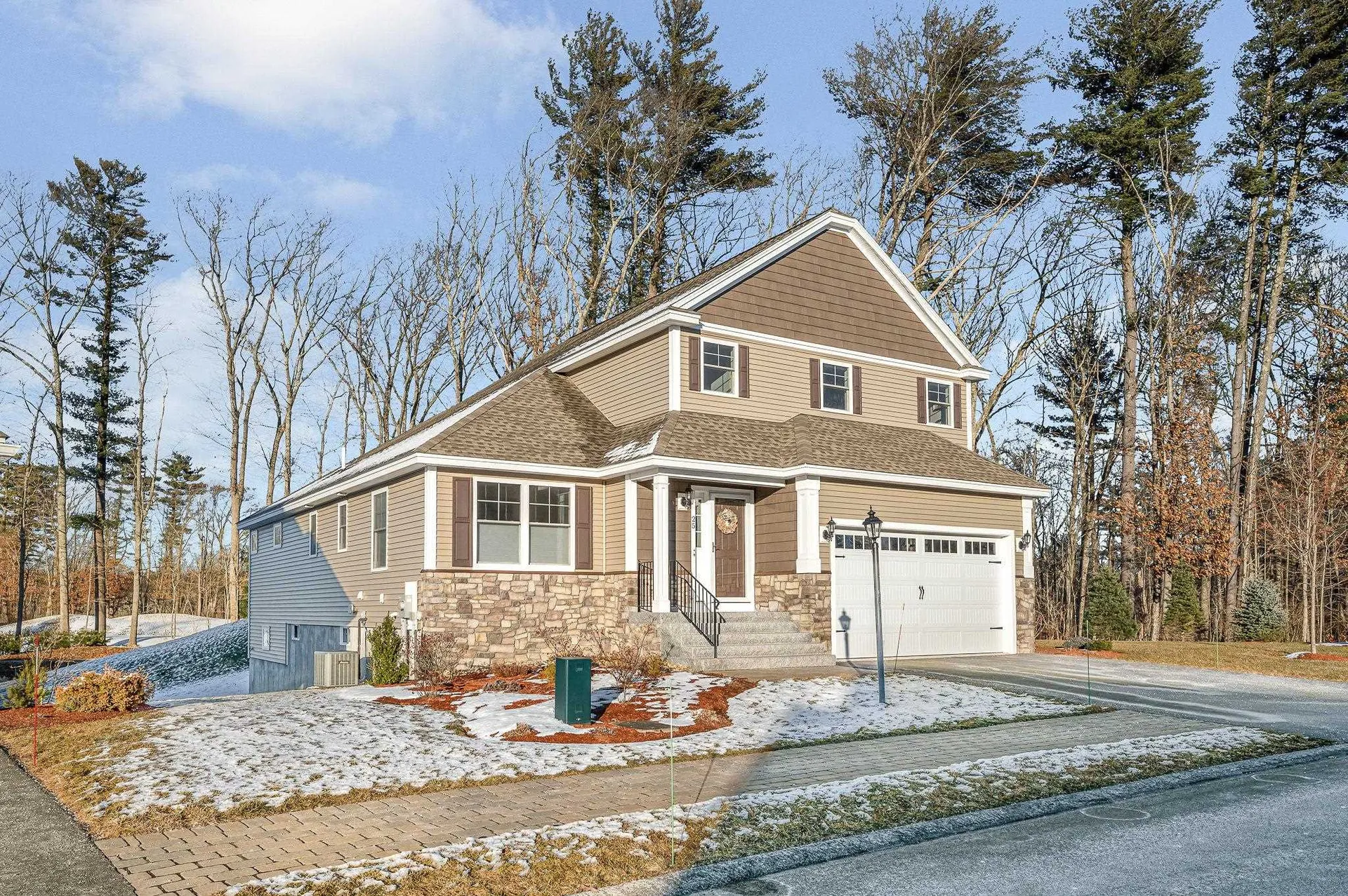25 Renaissance Circle Salem NH 03079