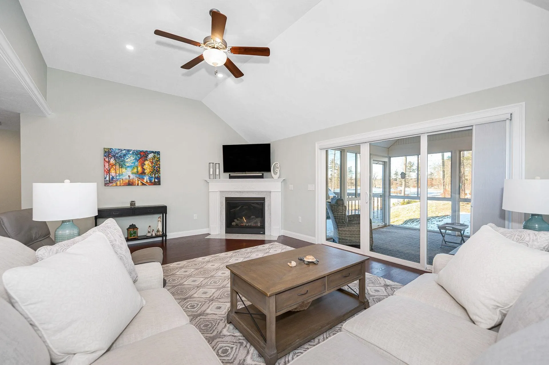 25 Renaissance Circle Salem NH 03079