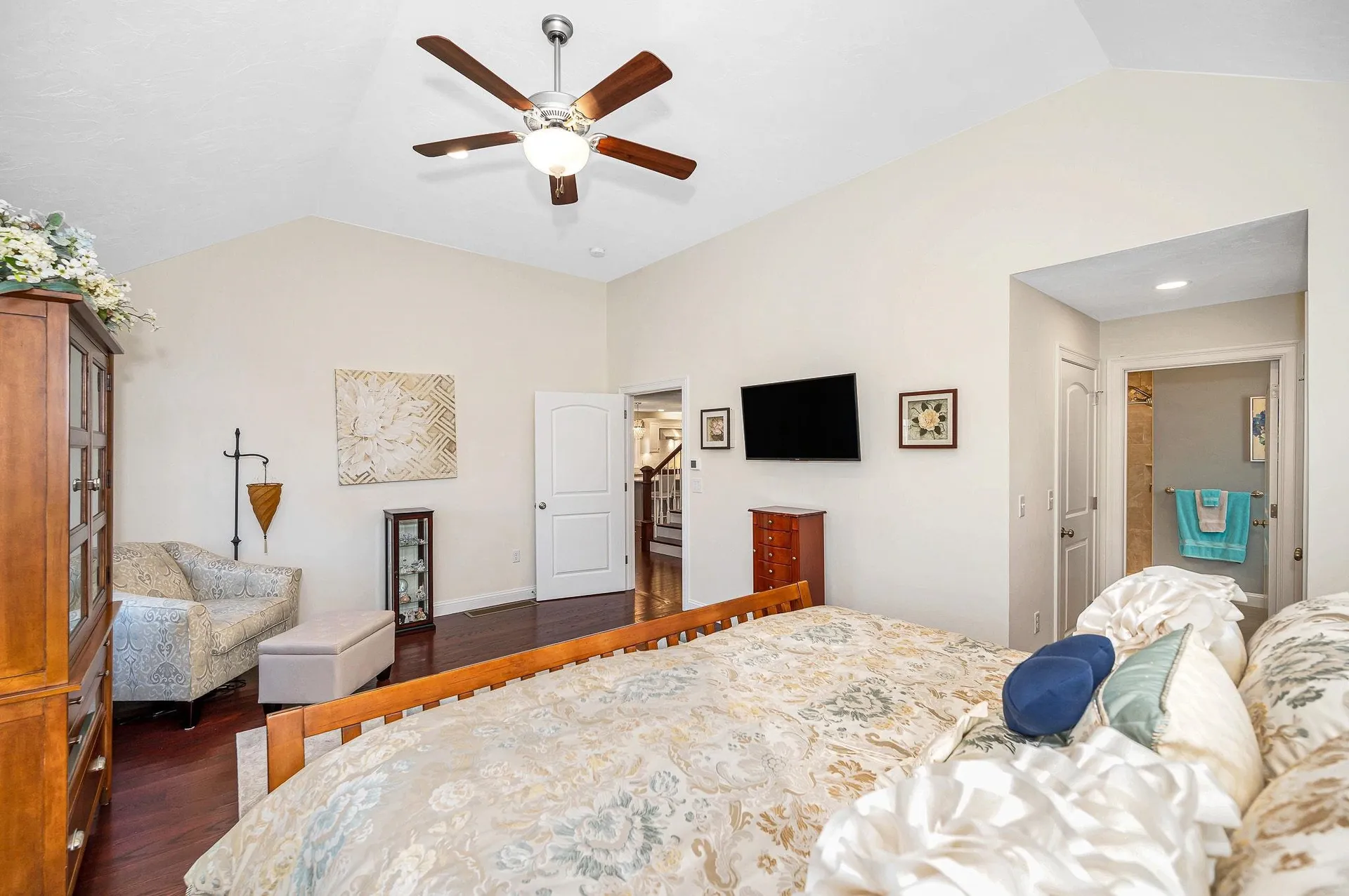 25 Renaissance Circle Salem NH 03079