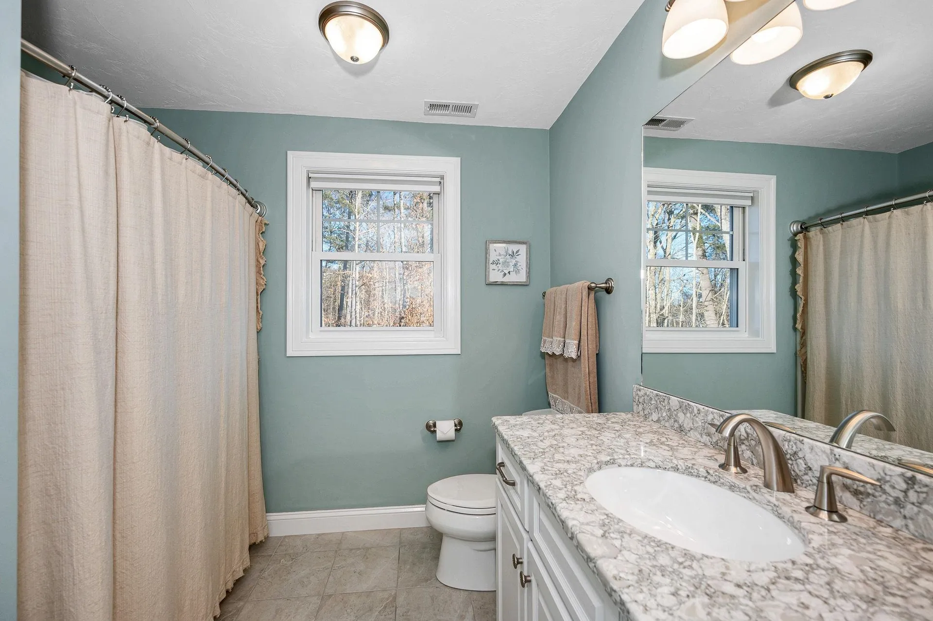 25 Renaissance Circle Salem NH 03079