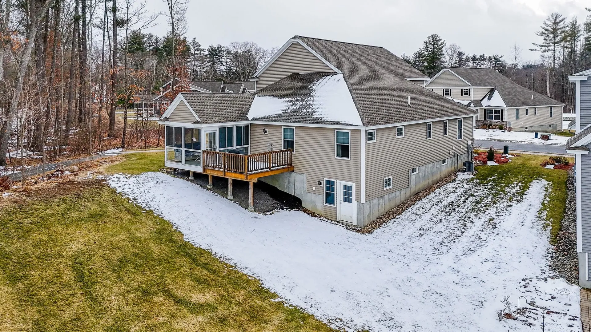 25 Renaissance Circle Salem NH 03079