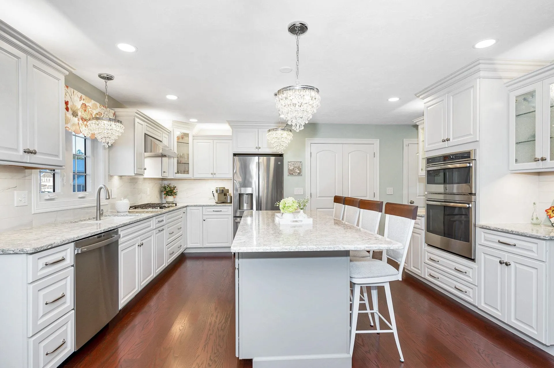 25 Renaissance Circle Salem NH 03079