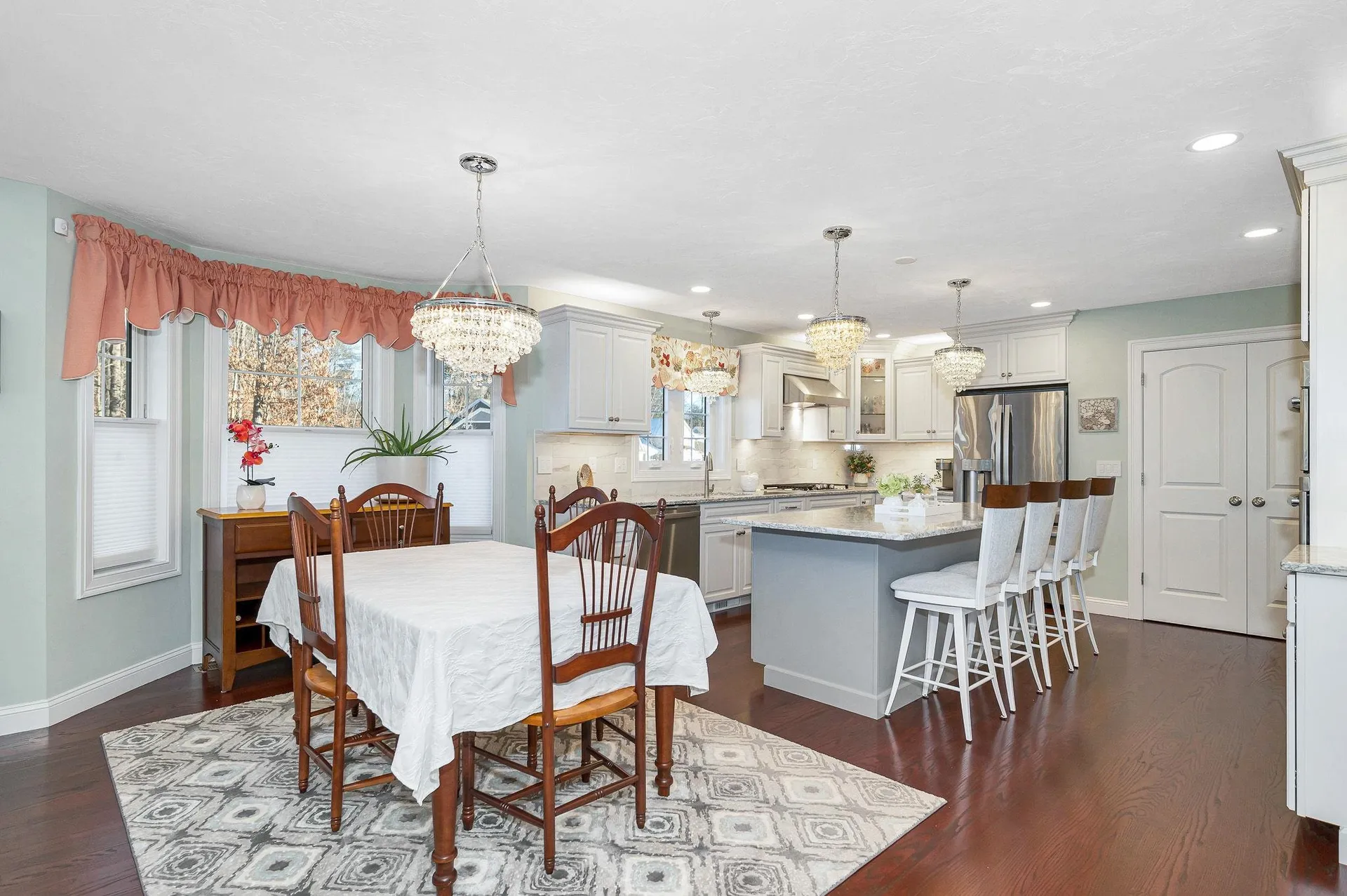 25 Renaissance Circle Salem NH 03079