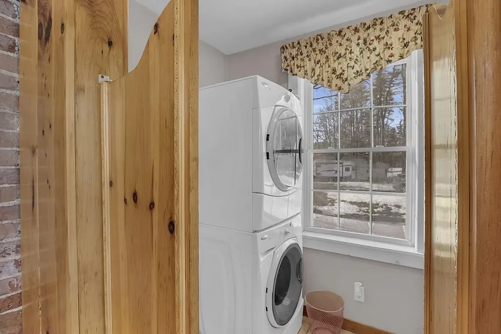 3 Stanwood Avenue Plaistow NH 03865
