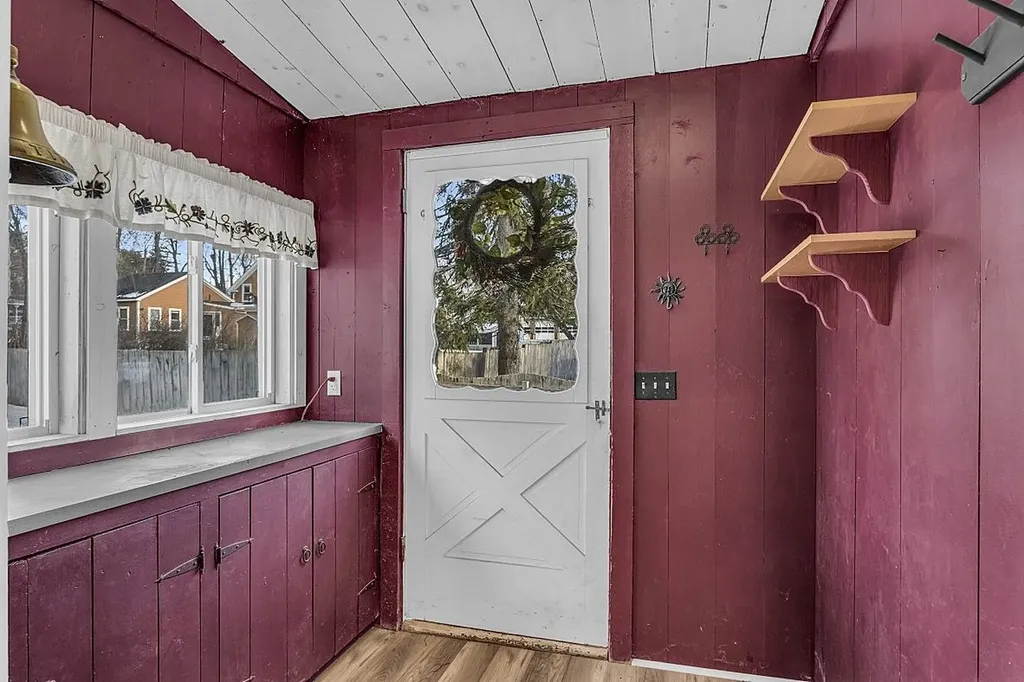 3 Stanwood Avenue Plaistow NH 03865