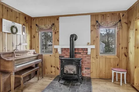 3 Stanwood Avenue Plaistow NH 03865