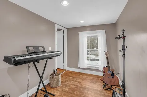 3 Stanwood Avenue Plaistow NH 03865