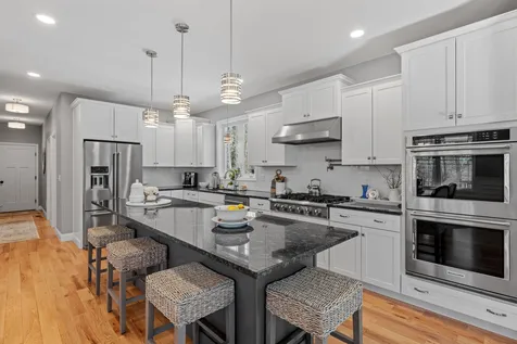 326 Montelona Road Goffstown NH 03045