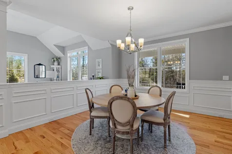 326 Montelona Road Goffstown NH 03045