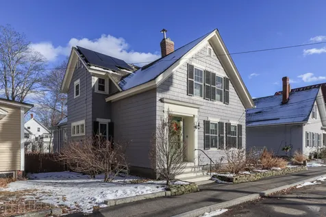 27 S Spring Street Concord NH 03301