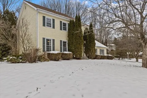 1 Countryside Drive Essex VT 05452