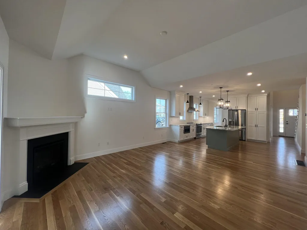 216 Sage Lane Portsmouth NH 03801