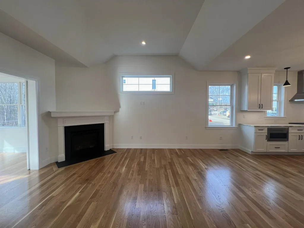 216 Sage Lane Portsmouth NH 03801