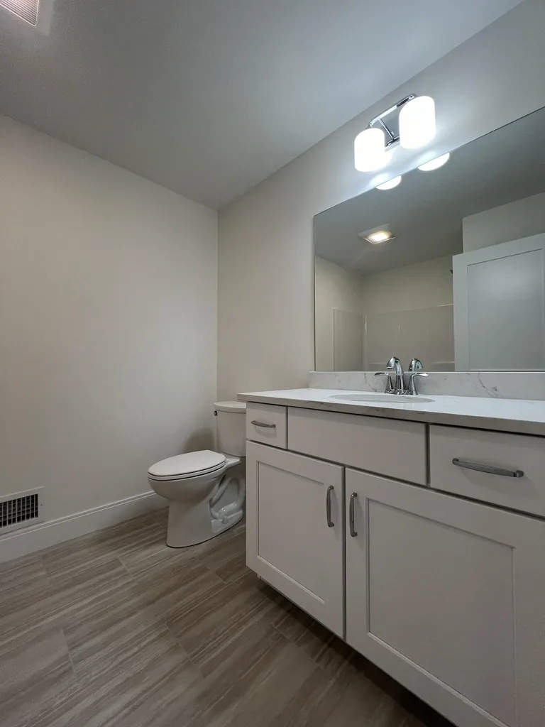 216 Sage Lane Portsmouth NH 03801
