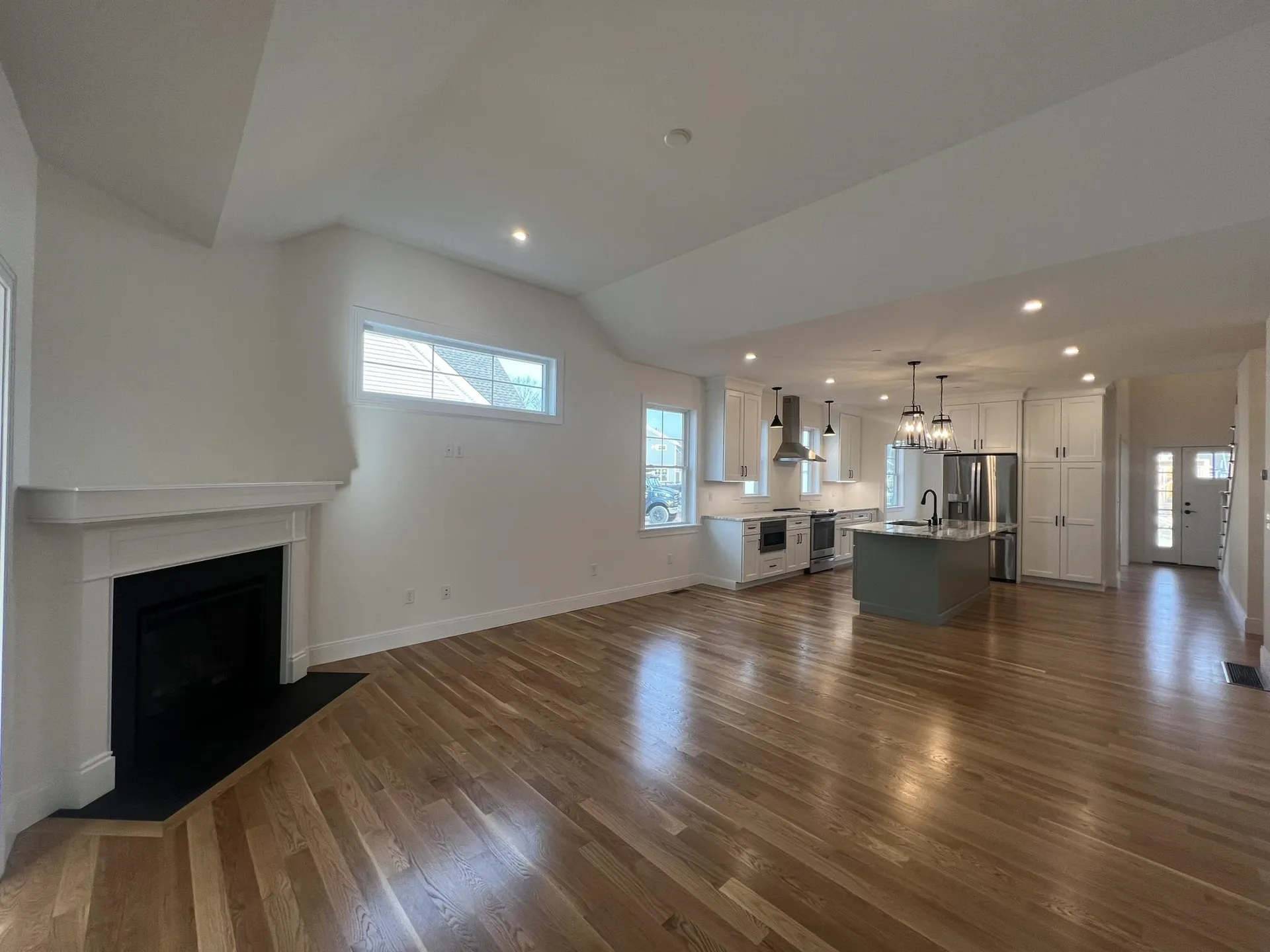 216 Sage Lane Portsmouth NH 03801
