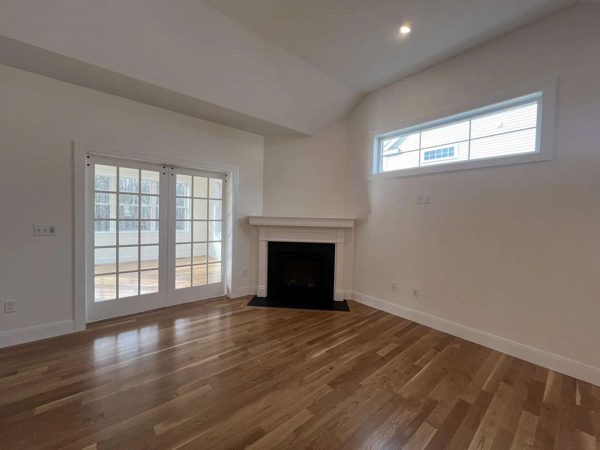216 Sage Lane Portsmouth NH 03801