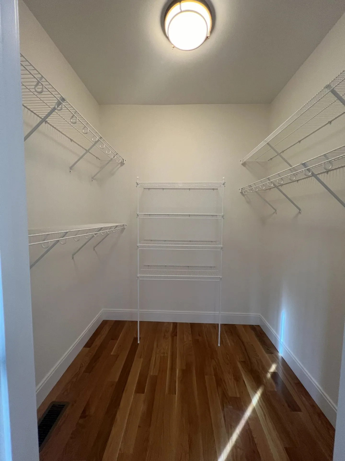 216 Sage Lane Portsmouth NH 03801
