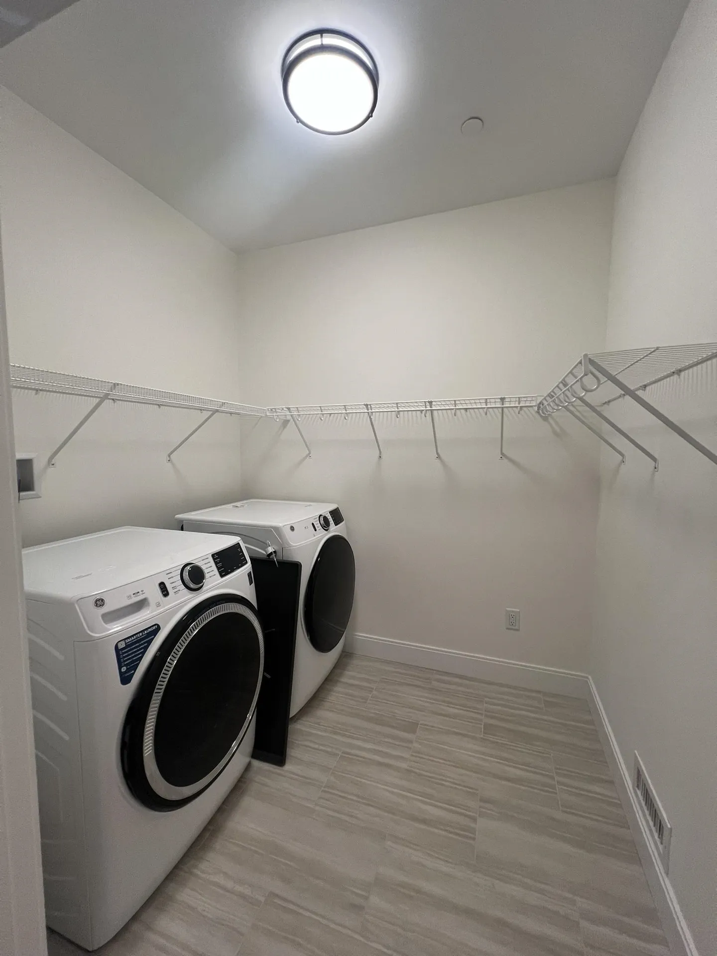 216 Sage Lane Portsmouth NH 03801