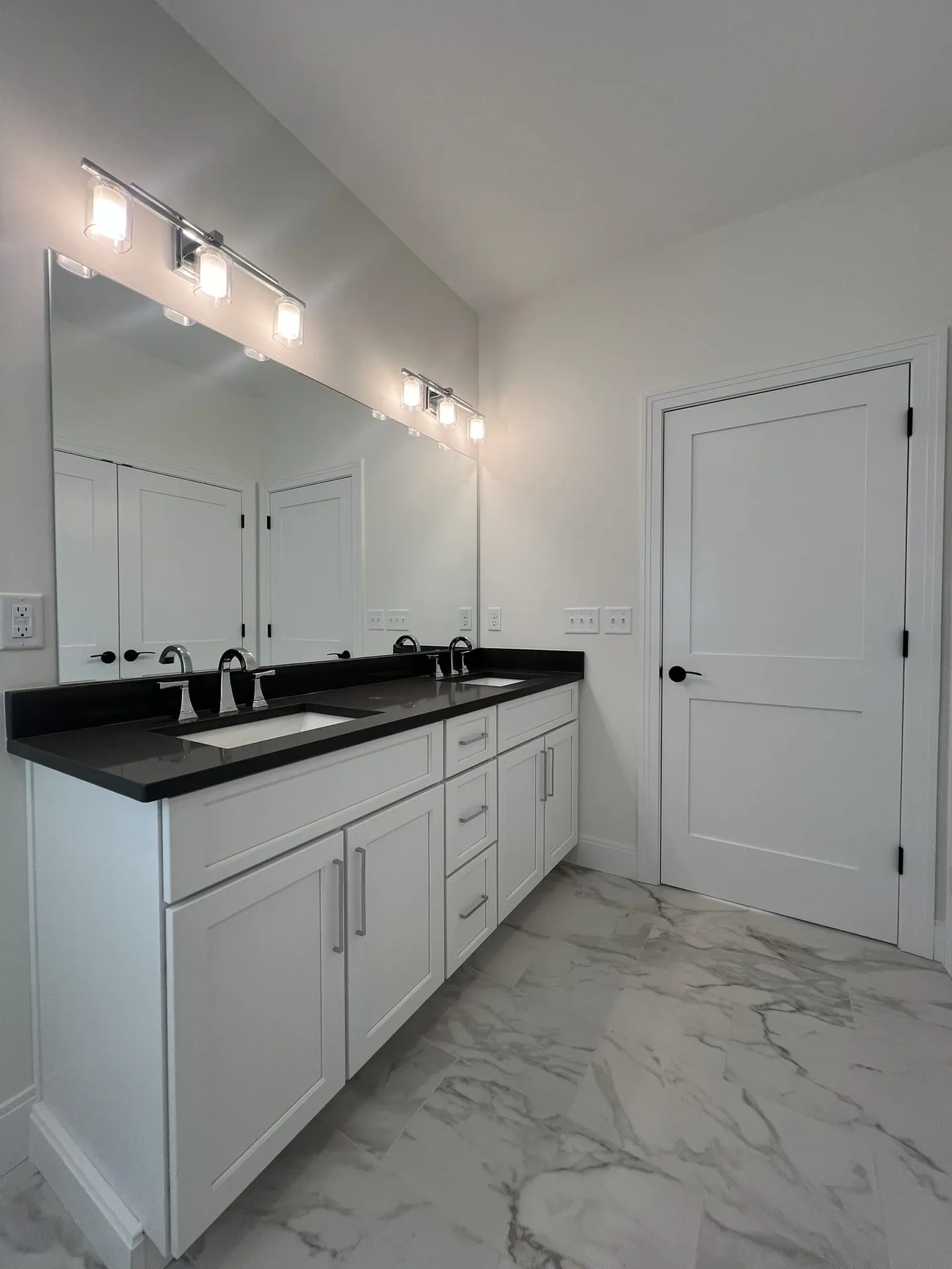 216 Sage Lane Portsmouth NH 03801