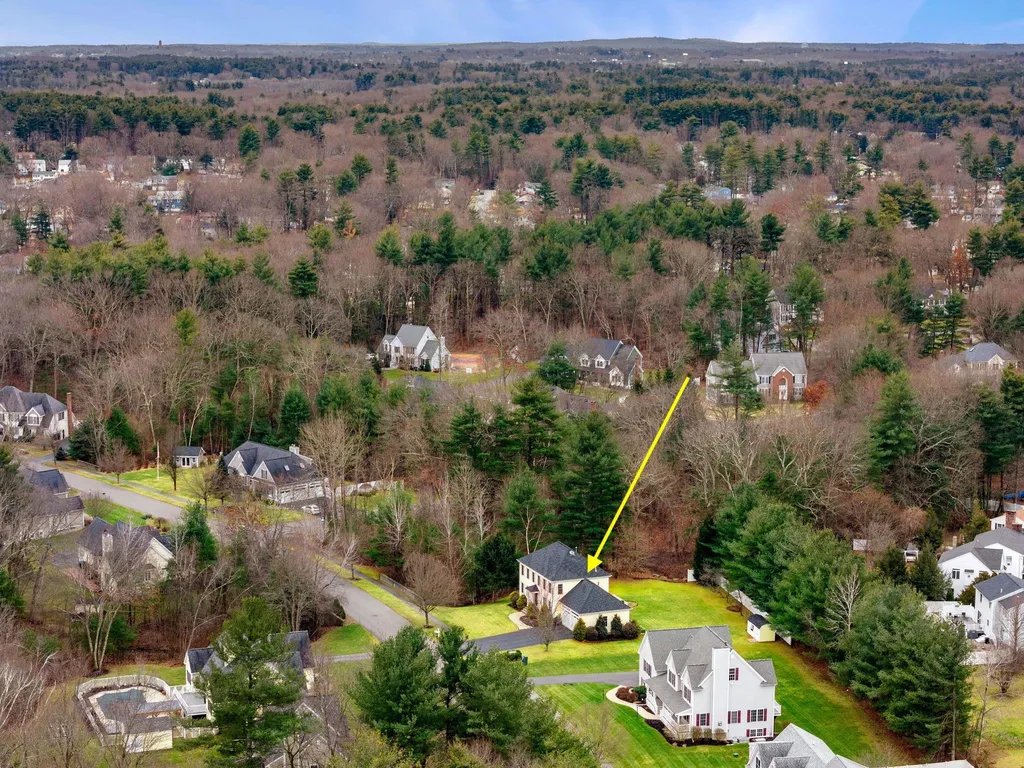 25 Flintlock Road Salem NH 03079