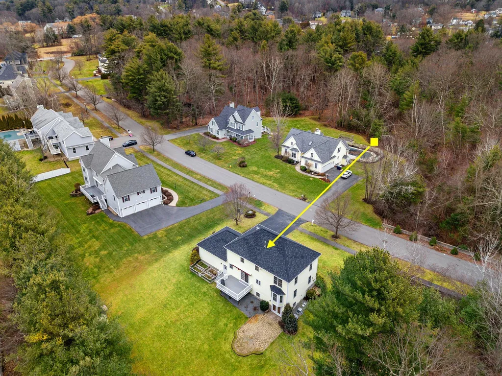 25 Flintlock Road Salem NH 03079