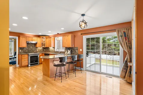 25 Flintlock Road Salem NH 03079