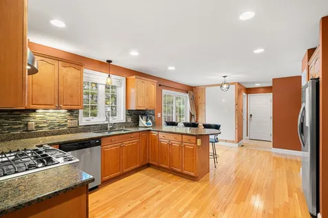 25 Flintlock Road Salem NH 03079
