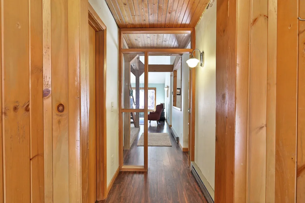 595 Main Street Chester VT 05143