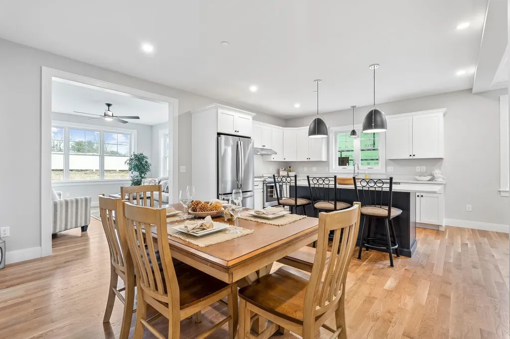 202 Sage Lane Portsmouth NH 03801
